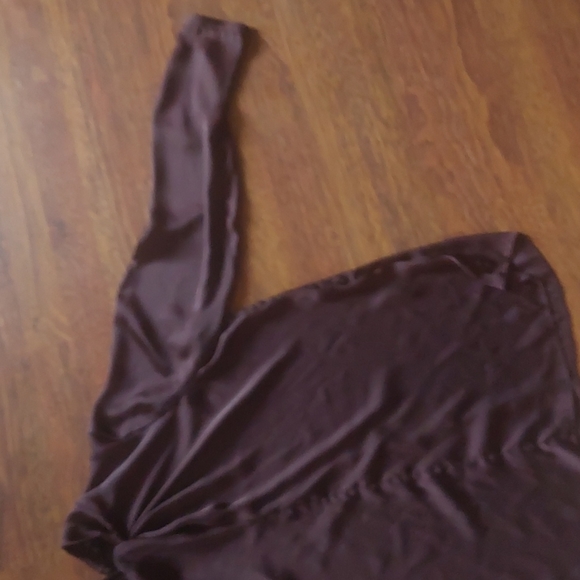 Plum blouse - Picture 4 of 8